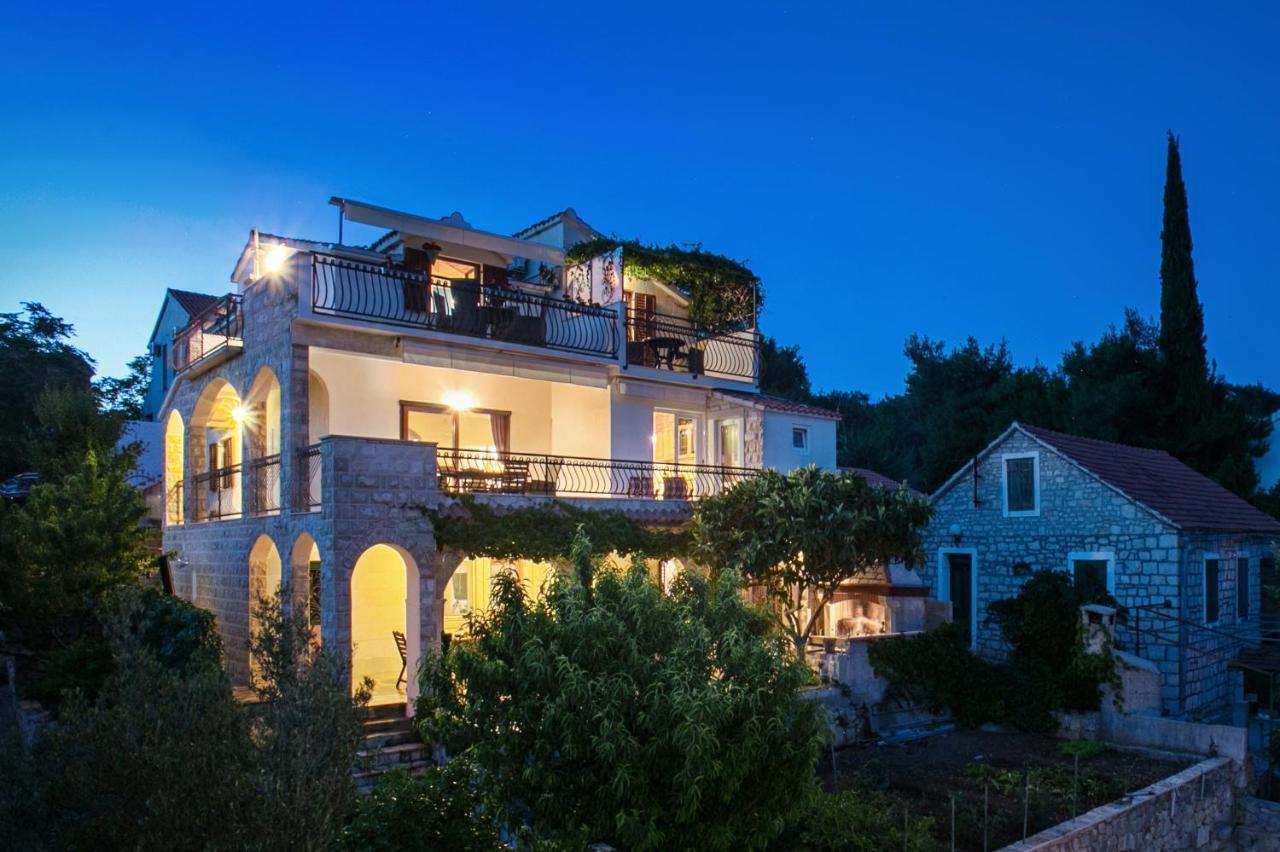 Golden View Luxury Apartment Maslinica Exterior photo