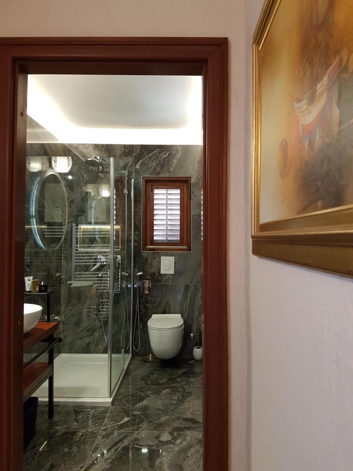 Golden View Luxury Apartment Maslinica Exterior photo
